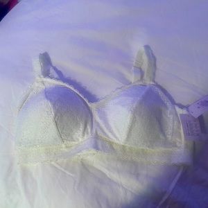 New Auden Plus size Bralette 2x